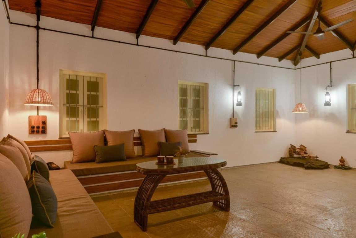The Earth Farm Vila Nashik Exterior foto